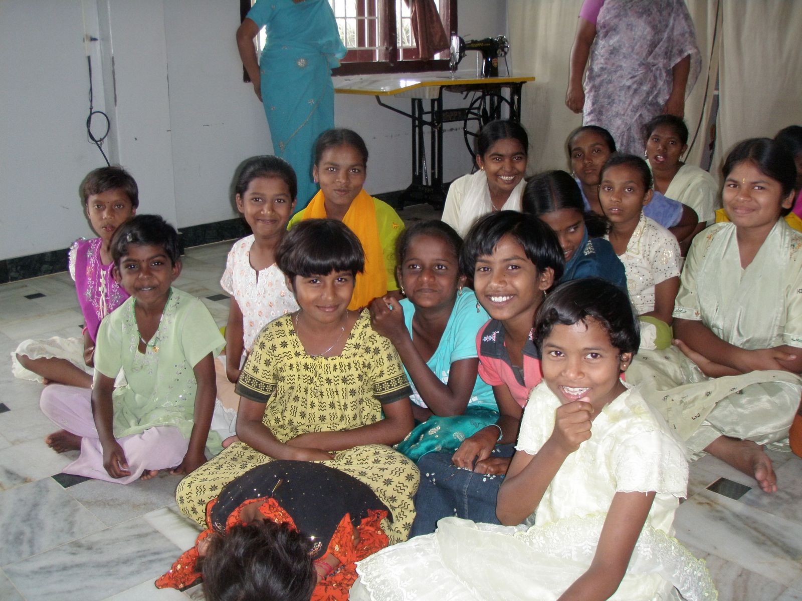 Gemeinschaft im Mercy Children Home beim Besuch im Jahr 2009